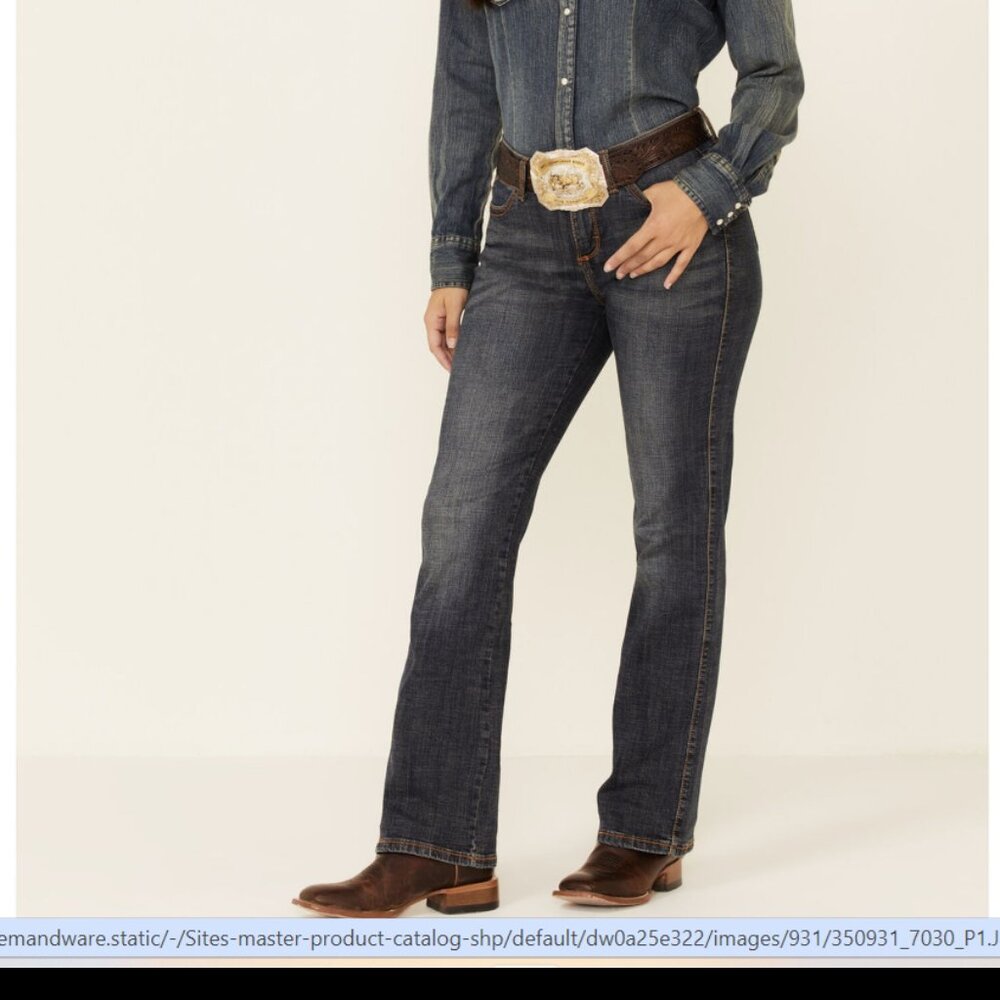 Aura Boot Cut Jeans by Wrangler - Size 8 Short